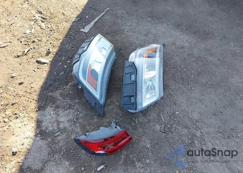 2016 Ford Explorer Xlt z USA, uszkodzony, nr VIN 1FM5K8D84GGA16651